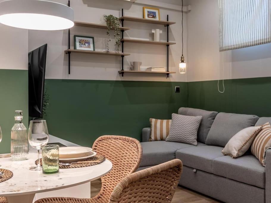 Intermodal By Aston Apartament Bilbao